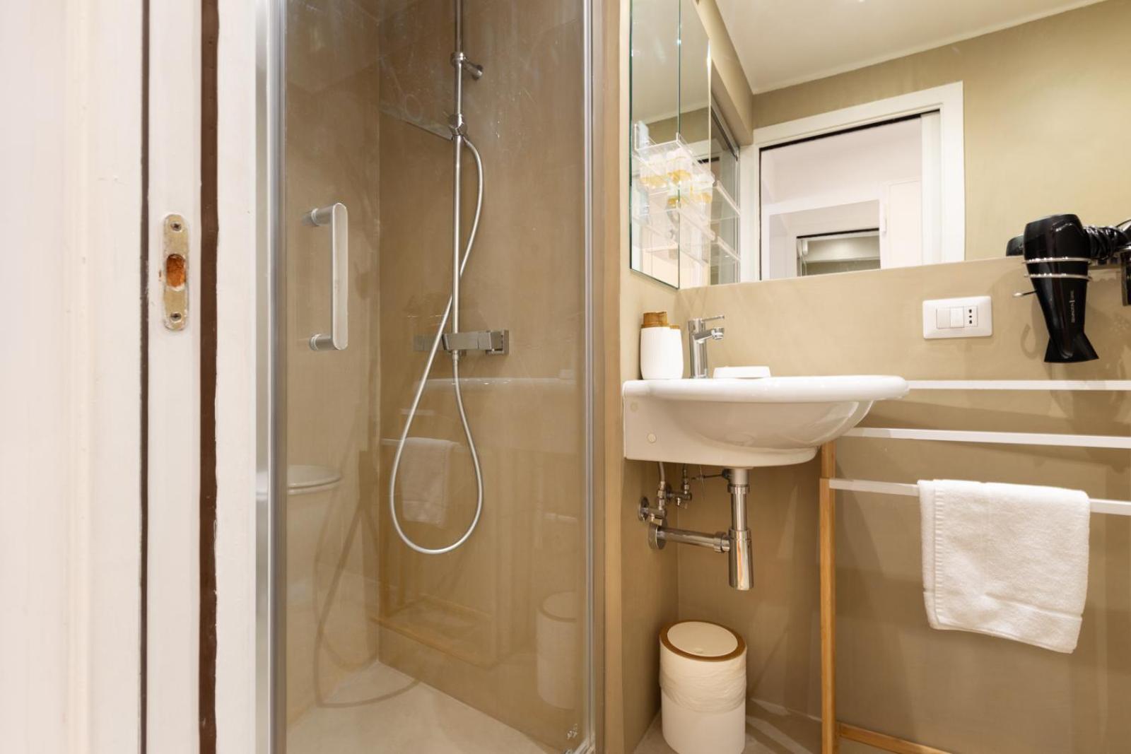 Trevi Apartment Рим Екстер'єр фото